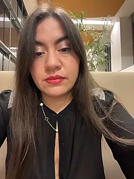 Iam  Cristal online show from May 2026 01:57:16 AM