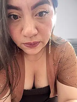 Iam  Cristal online show from September 2025 09:21:02 PM