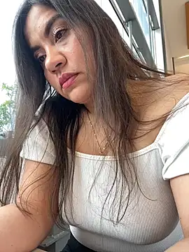 Iam  Cristal online show from March 2026 09:59:01 PM