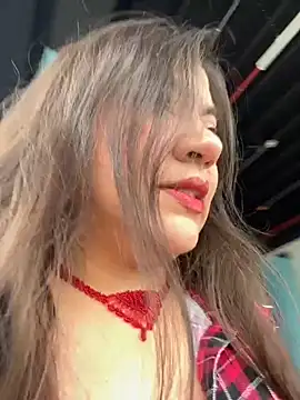 Iam  Cristal online show from April 2026 07:33:02 PM