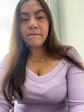 Iam  Cristal online show from June 2026 10:11:01 PM
