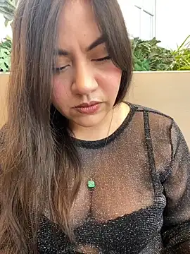 Iam  Cristal online show from April 2026 10:10:02 PM