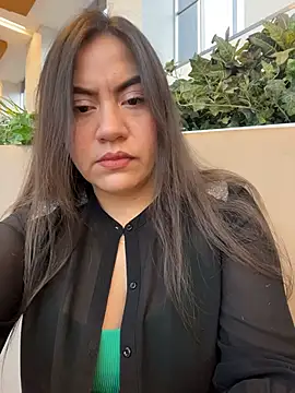 Iam  Cristal online show from May 2026 10:30:02 PM