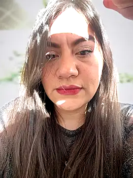 Iam  Cristal online show from October 2025 09:27:01 PM