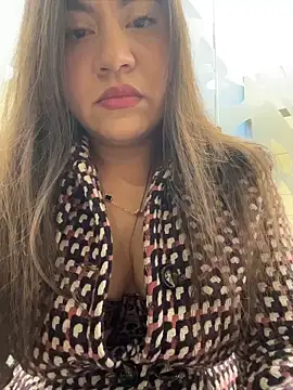 Iam  Cristal online show from April 2026 10:14:01 PM