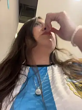 Iam  Cristal online show from July 2026 08:49:02 PM