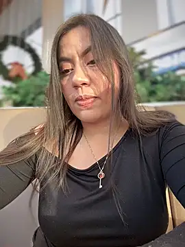 Iam  Cristal online show from January 2026 10:05:01 PM