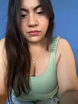Iam  Cristal online show from May 2026 10:42:01 PM