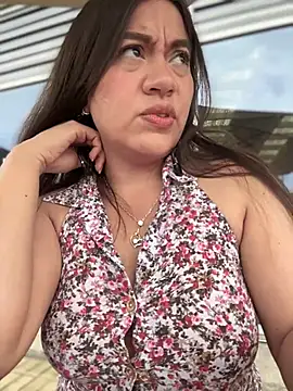 Iam  Cristal online show from January 2026 07:54:01 PM