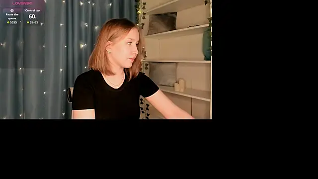 ms evasweet online show from September 2025 01:28:02 PM