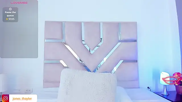 Thayler jones online show from March 2026 11:12:01 AM