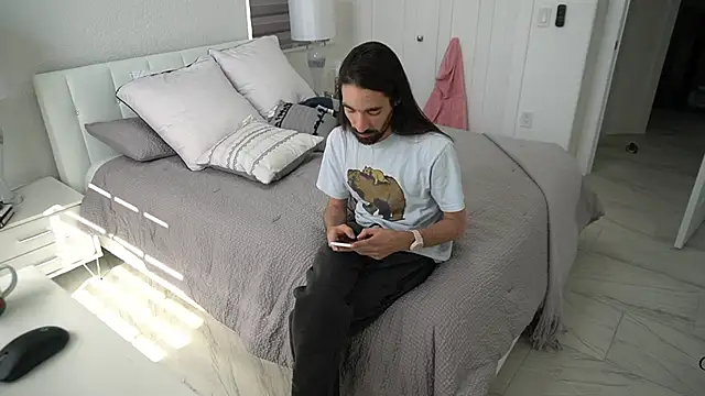 Your Ice cream online show from February 2025 07:02:02 PM