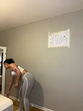 SweNatasha online show from April 2026 08:04:02 PM