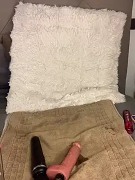 vicvictoriax online show from February 2026 10:07:01 PM