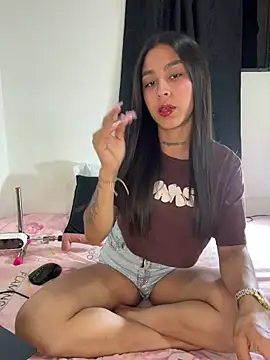 paisitahot1975 online show from March 2026 12:22:02 AM