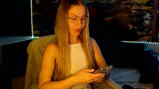 Snapshot of pusyavykusya chatting on June 2026 10:38:01 AM pusyavykusya online show from June 2026 10:38:01 AM