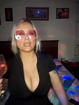 DesireSatler online show from October 2025 03:42:02 AM