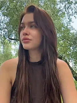 Snapshot of KikiWatson chatting on May 2026 08:23:02 AM KikiWatson online show from May 2026 08:23:02 AM