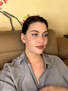 KikiWatson online show from September 2025 06:46:02 PM