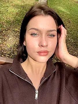 KikiWatson online show from October 2025 10:38:01 AM