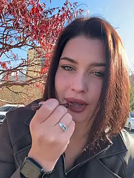 KikiWatson online show from November 2025 07:02:02 AM