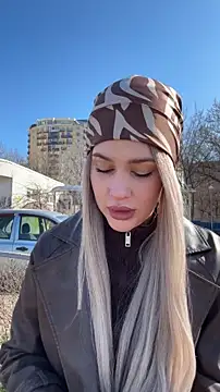 KikiWatson online show from March 2026 07:44:01 AM