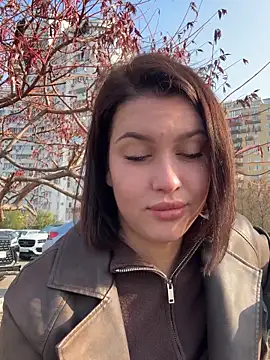 KikiWatson online show from November 2025 07:12:01 AM