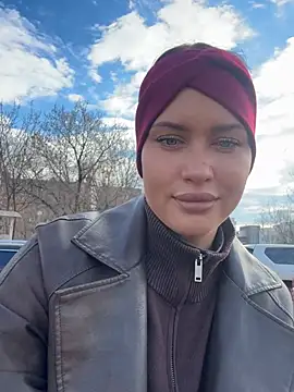 KikiWatson online show from February 2026 07:49:01 AM