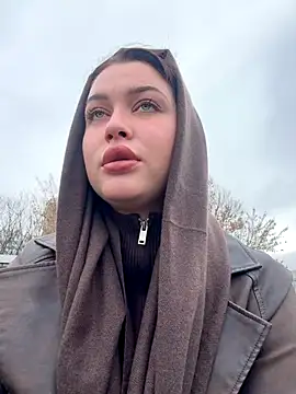 KikiWatson online show from November 2025 07:23:02 AM