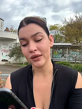 KikiWatson online show from October 2025 07:07:01 AM