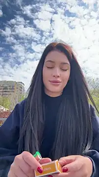 KikiWatson online show from April 2026 07:58:01 AM