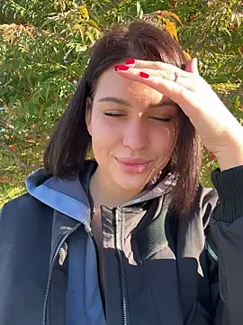 KikiWatson online show from September 2025 05:57:02 AM