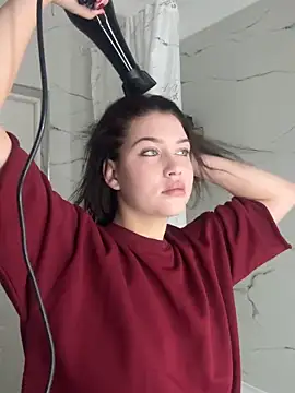 KikiWatson online show from December 2025 08:05:01 AM