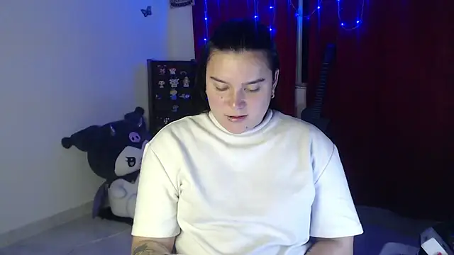 Nika 1  online show from November 2025 10:25:02 PM