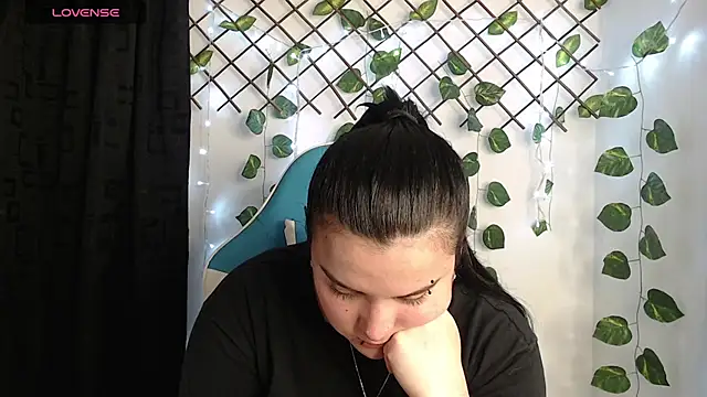 Nika 1  online show from May 2026 01:58:02 AM