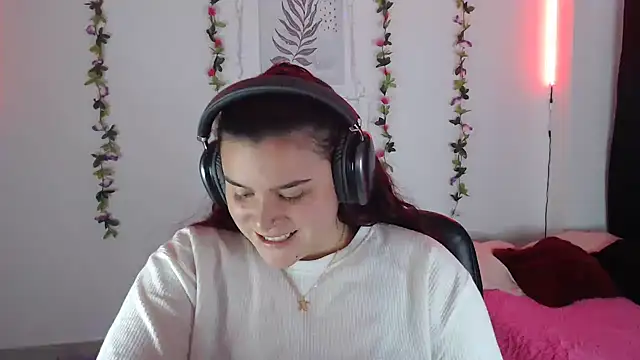 Nika 1  online show from February 2025 08:24:01 PM