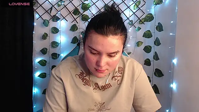 Nika 1  online show from May 2026 12:49:01 AM