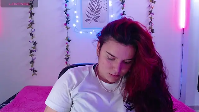Nika 1  online show from February 2025 05:18:02 PM