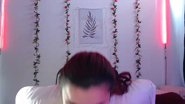 Nika 1  online show from February 2025 05:28:01 PM