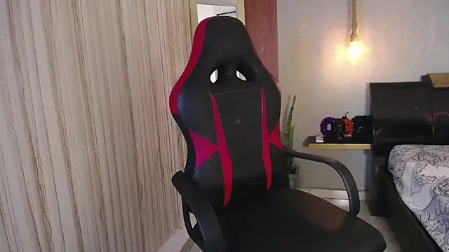 hera divine online show from November 2025 09:30:01 PM