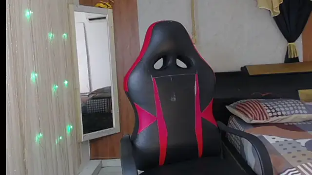 hera divine online show from March 2026 11:00:01 PM