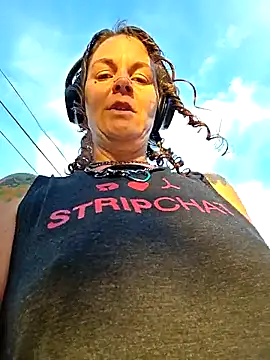thatonespicychick online show from September 2025 01:16:02 PM