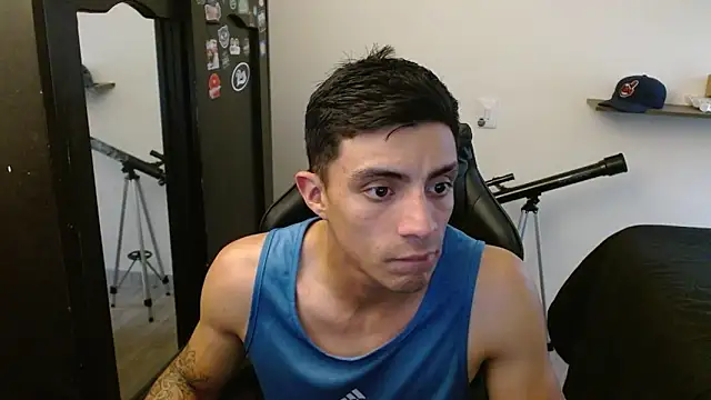 Snapshot of kv___xxx_ chatting on May 2026 05:07:02 PM kv xxx online show from May 2026 05:07:02 PM