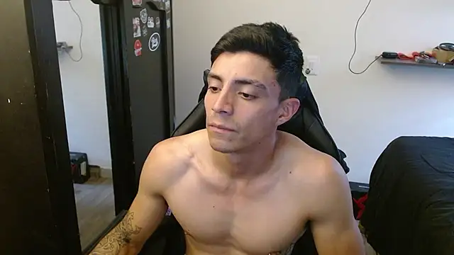 Snapshot of kv___xxx_ chatting on May 2026 04:06:02 PM kv xxx online show from May 2026 04:06:02 PM