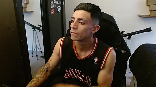 kv   xxx  online show from April 2026 07:50:02 PM