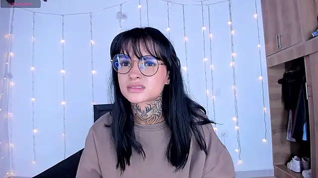 medussa13  online show from February 2025 01:09:02 AM