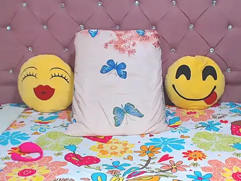 sharonbrown28 online show from October 2025 10:43:02 PM