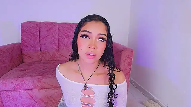 Sara Jhonson online show from September 2025 10:38:02 PM