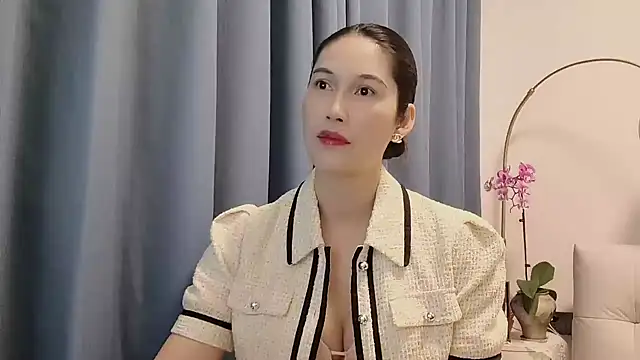 Snapshot of Ccoovss11 chatting on December 2024 12:39:02 PM Ccoovss11 online show from December 2024 12:39:02 PM