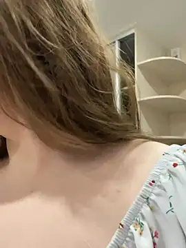 Topvi  online show from April 2026 07:42:01 PM